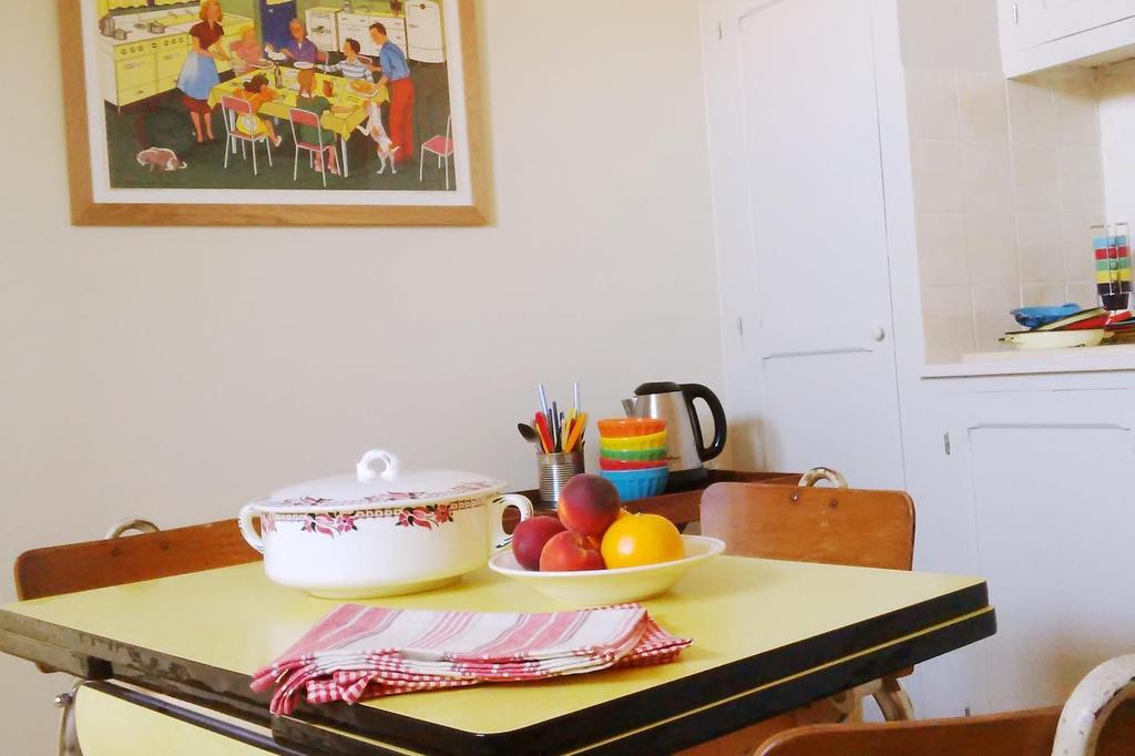 La Bonne Ecole Bed and Breakfast Les Landes-Genusson Eksteriør billede
